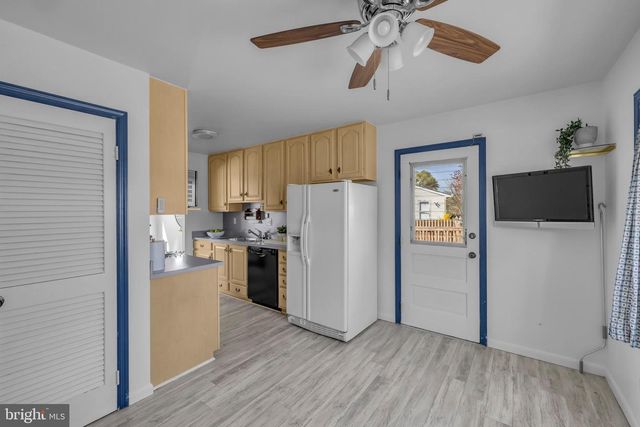 9807 LOCUST AVE, Lanham, MD 20706