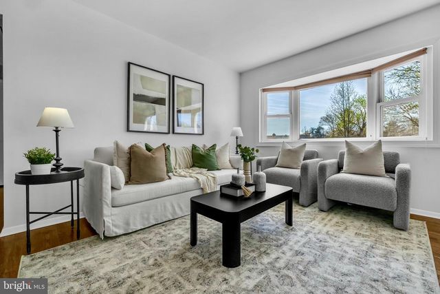 9807 LOCUST AVE, Lanham, MD 20706