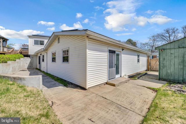 9807 LOCUST AVE, Lanham, MD 20706