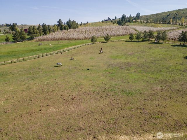 712 Moonlit Lane, Wenatchee, WA 98801