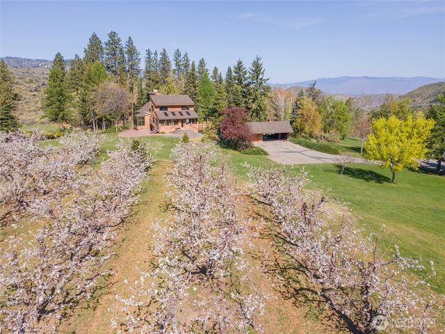 712 Moonlit Lane, Wenatchee, WA 98801
