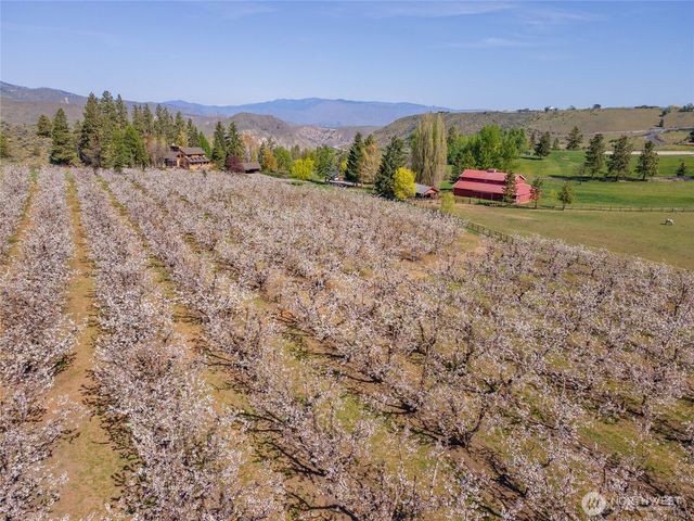 712 Moonlit Lane, Wenatchee, WA 98801