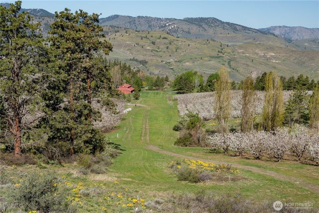 712 Moonlit Lane, Wenatchee, WA 98801