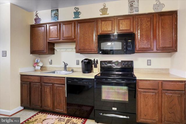 12075 WILLOWOOD DR, Woodbridge, VA 22192