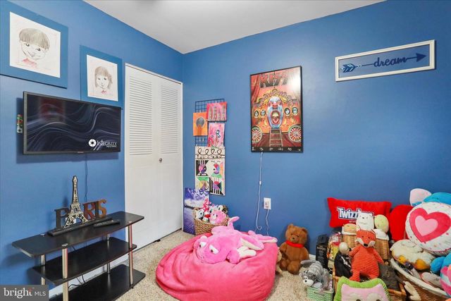 12075 WILLOWOOD DR, Woodbridge, VA 22192