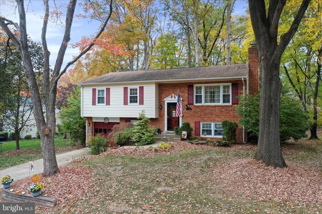 12075 WILLOWOOD DR, Woodbridge, VA 22192