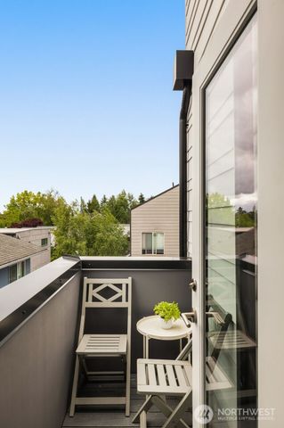 1625 B 21st Avenue, Seattle, WA 98122