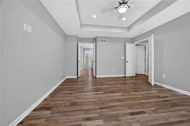 20194 207th Street, Tonganoxie, KS 66086