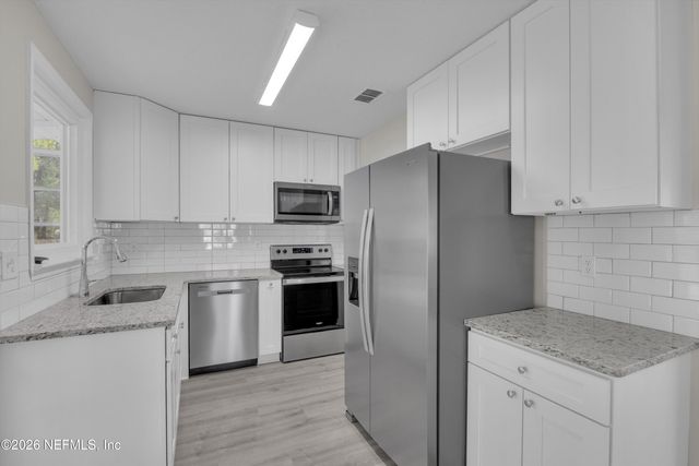 1641 CHARON Road, Jacksonville, FL 32205