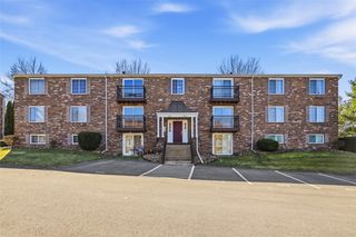 6211 Patrick Henry Dr, Hopewell Twp, PA 15001