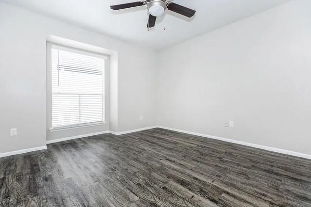 4400 Memorial Drive 28-1193, Houston, TX 77007