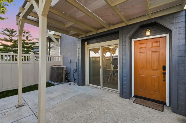 8837 Tamberly C, Santee, CA 92071