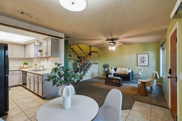 8837 Tamberly C, Santee, CA 92071