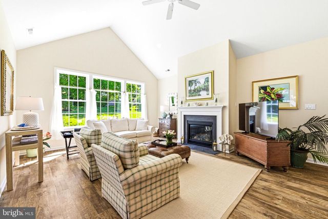 373 NATIONAL DR, Downingtown, PA 19335