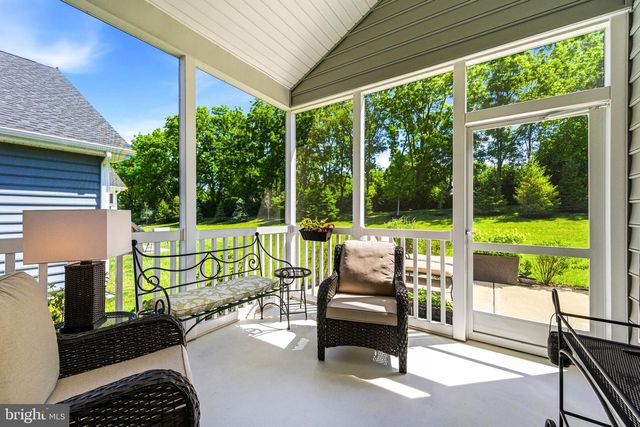 373 NATIONAL DR, Downingtown, PA 19335