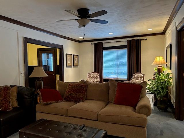 142 MYRTLE Street, Erie, PA 16507