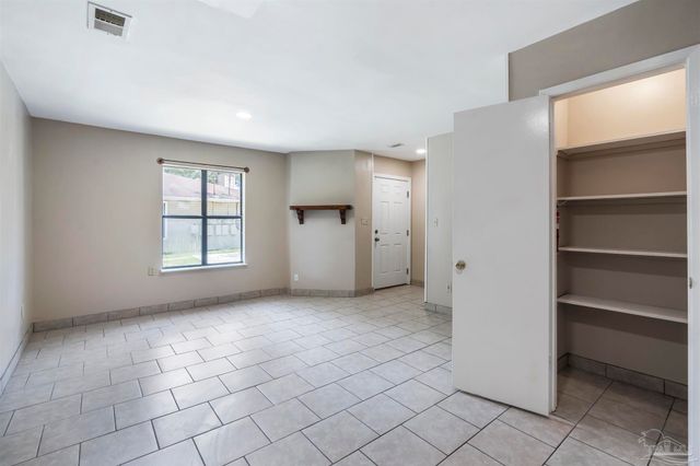 6366 W Fairfied Dr C, Pensacola, FL 32506