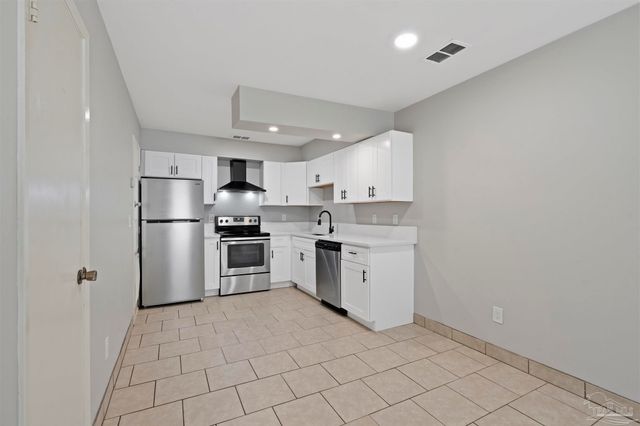 6366 W Fairfied Dr C, Pensacola, FL 32506