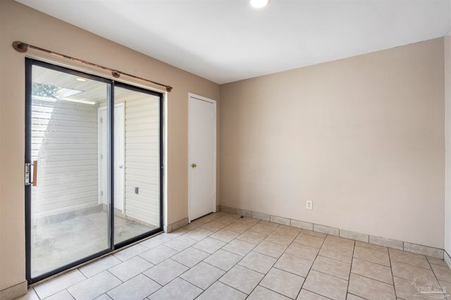 6366 W Fairfied Dr C, Pensacola, FL 32506