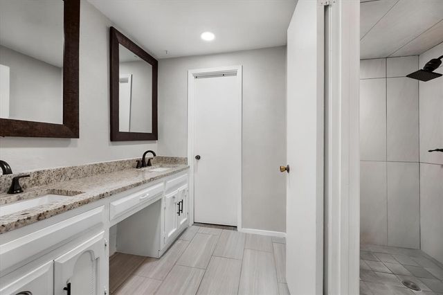 2001 San Jacinto Drive, Arlington, TX 76012