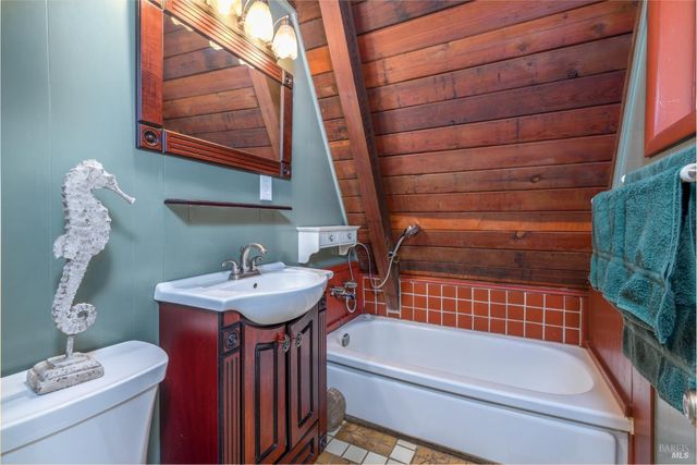 46321 Redwood Way, Gualala, CA 95445