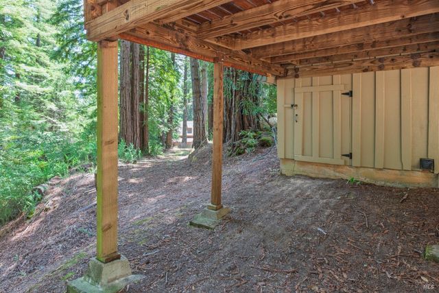 46321 Redwood Way, Gualala, CA 95445