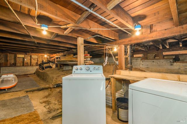46321 Redwood Way, Gualala, CA 95445