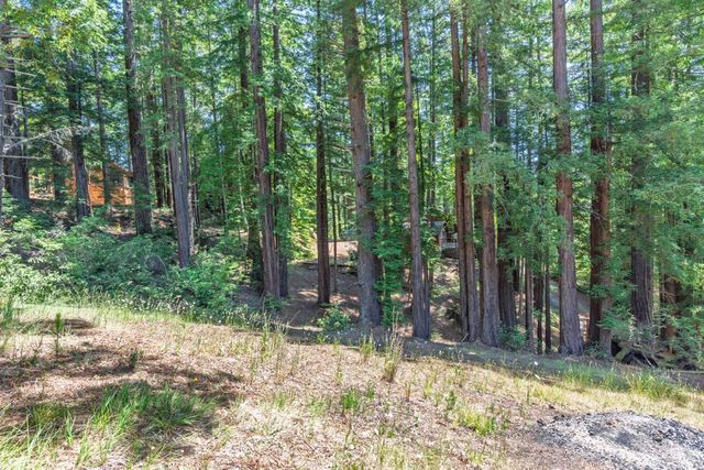 46321 Redwood Way, Gualala, CA 95445