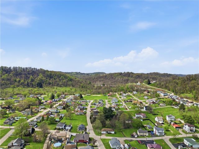 313 Allison St, West Newton, PA 15089