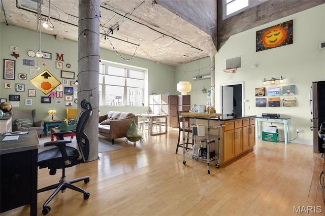 1511 Locust Street 805, St Louis, MO 63103