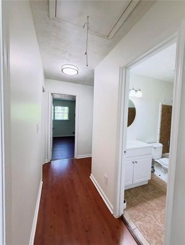 500 Rue De Chateau, Stone Mountain, GA 30083