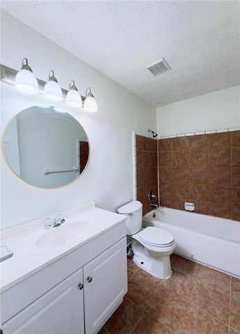 500 Rue De Chateau, Stone Mountain, GA 30083