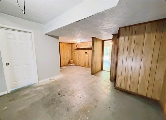 500 Rue De Chateau, Stone Mountain, GA 30083