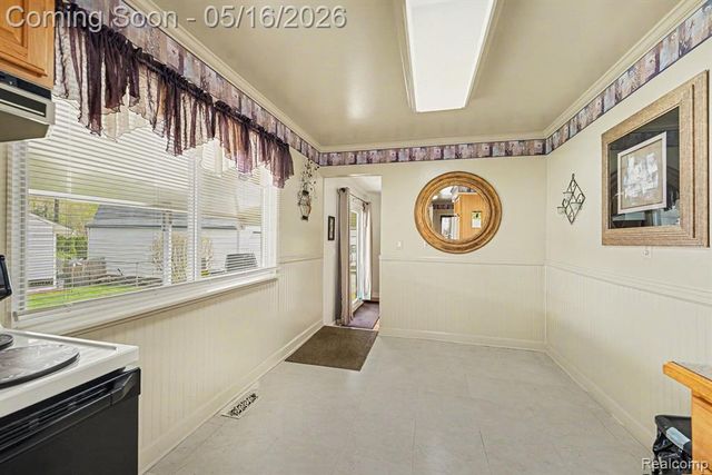 5211 Newberry Street, Wayne, MI 48184