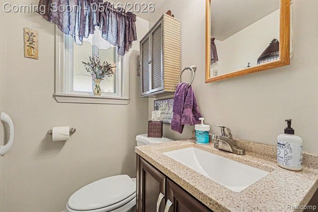 5211 Newberry Street, Wayne, MI 48184