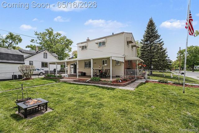 5211 Newberry Street, Wayne, MI 48184