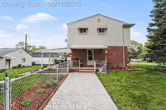 5211 Newberry Street, Wayne, MI 48184