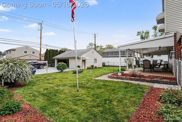 5211 Newberry Street, Wayne, MI 48184