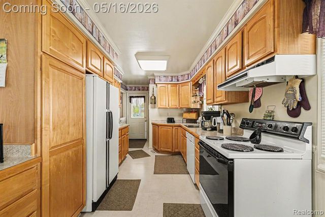5211 Newberry Street, Wayne, MI 48184