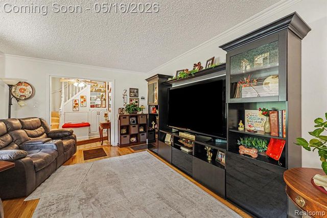 5211 Newberry Street, Wayne, MI 48184
