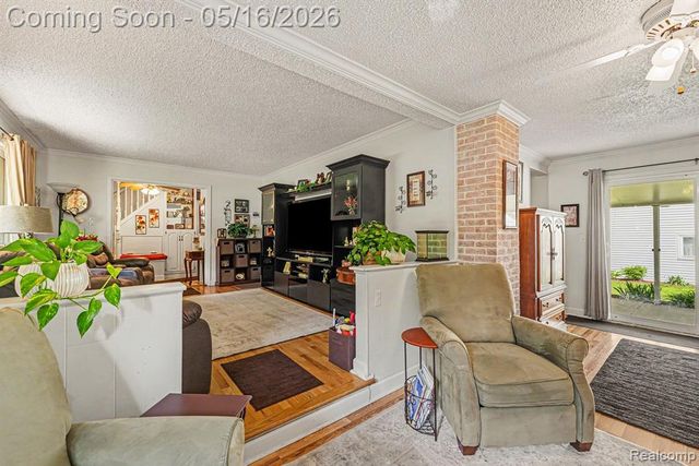 5211 Newberry Street, Wayne, MI 48184