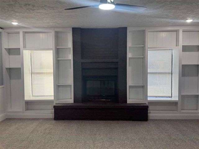 4825 NW Hoover Ave, Lawton, OK 73505