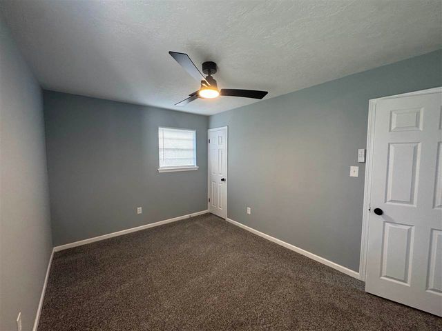 4825 NW Hoover Ave, Lawton, OK 73505