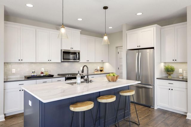 4577 Sunset Lane, Minnetrista, MN 55331