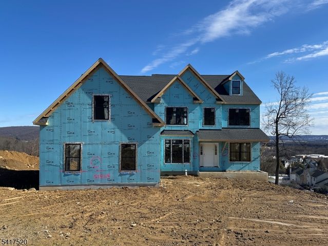 6 Spring Ct, Lopatcong Twp., NJ 08865