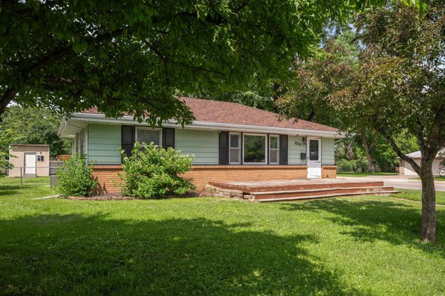 8200 16th Avenue S, Bloomington, MN 55425