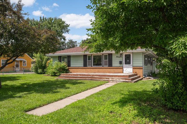 8200 16th Avenue S, Bloomington, MN 55425