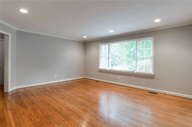1640 Belle Isle Circle NE, Atlanta, GA 30329