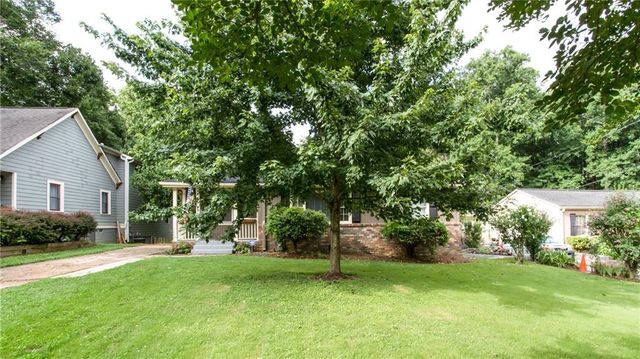 1640 Belle Isle Circle NE, Atlanta, GA 30329