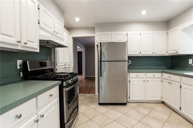 1640 Belle Isle Circle NE, Atlanta, GA 30329